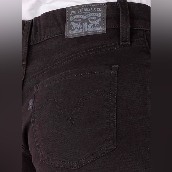 Levi's | Mid Length Denim Shorts in Black Size 28 / 6 - Picture 8 of 8